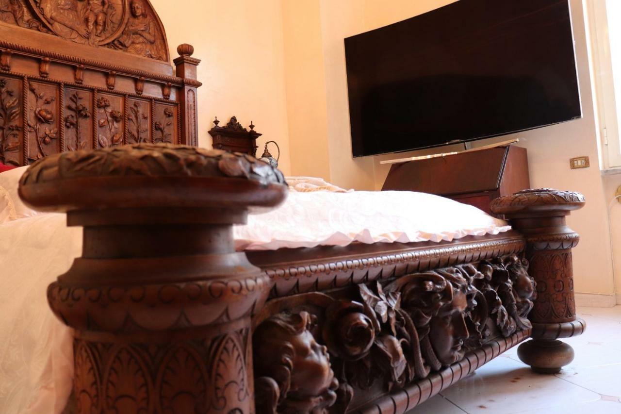 B&B Goldmund Napoli Dış mekan fotoğraf
