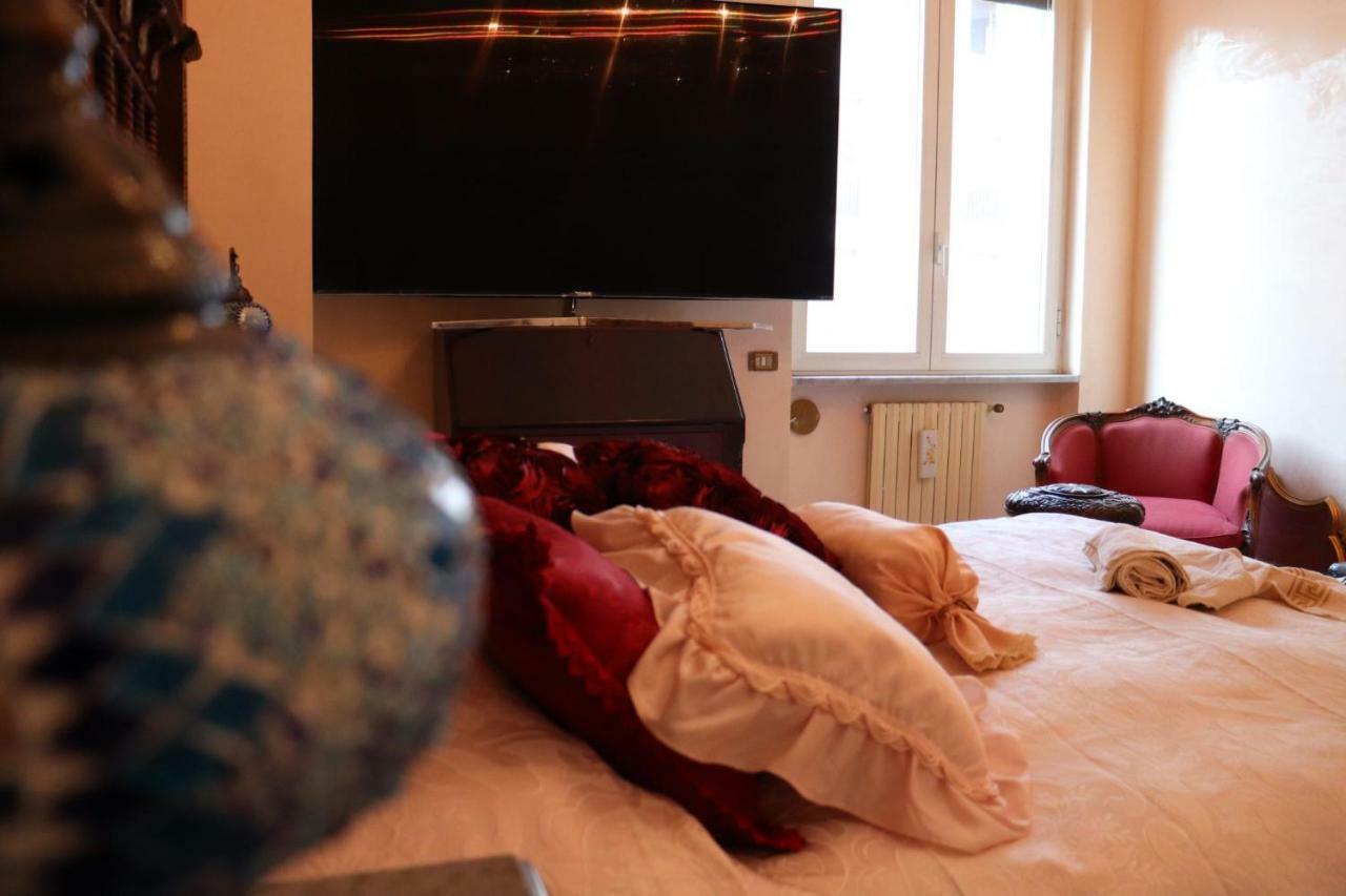 B&B Goldmund Napoli Dış mekan fotoğraf