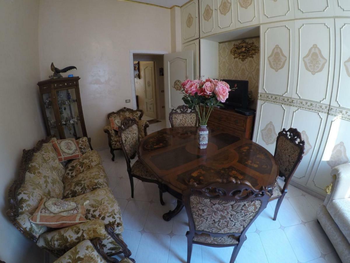 B&B Goldmund Napoli Dış mekan fotoğraf